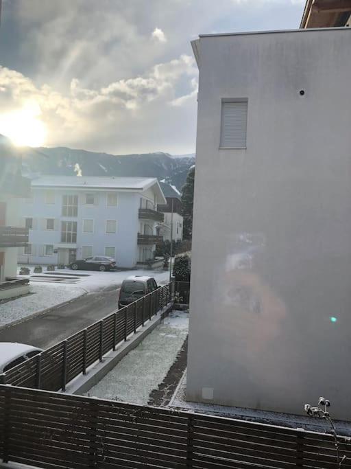 Appartamento Nuovo E Comfort A Brunico Kronplatz Екстер'єр фото