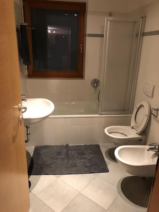 Appartamento Nuovo E Comfort A Brunico Kronplatz Екстер'єр фото